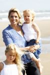 Wassenaar 20 juli 2009
Fotouurtje met Prins Willem Alexander, Prinses Maxima, Prinses Amalia, Prinses Alexia en Prinses Ariane op het strand van Wassenaar