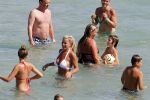 Ibiza 15 juli 2010
Gregory v d Wiel met vriendin en Angela v Hulten met vriendinnen op vakantie .
Peter Smulders bv