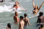 Ibiza 15 juli 2010
Gregory v d Wiel met vriendin en Angela v Hulten met vriendinnen op vakantie .
Peter Smulders bv
