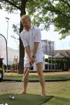 Rosmalen, 17 Juni 2010
Antonie Kamerling tijdens een potje tennis met Paul Haarhuis en als golfer op de drivingrange van Golfbaan Cromvoirt
Foto Peter Smulders BV