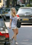 Amsterdam 10 juli 2010
Candy Dulfer doet boodschappen met haar Porsche Caymann
Peter Smulders bv