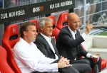 Eindhoven, 22 Augustus 2010 Kompetitiewedstrijd PSV-AZ , eindstand 3-1
Seizoen 2010/2011
Assistent trainer van PSV, Erik ten Hag
Foto Junior Smulders
