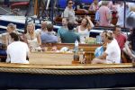 Amsterdam 10 juli 2010
Gigi ravelli met haar nieuwe vriend op de boot in de grachten van Amsterdam.
Peter Smulders bv