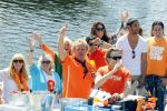 Amsterdam 6 juli 2010
Gordon viert zijn 42e verjaardag met een boot tocht door de amsterdamse grachten.
Peter Smulders bv