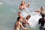 Ibiza 15 juli 2010
Gregory v d Wiel met vriendin en Angela v Hulten met vriendinnen op vakantie .
Peter Smulders bv