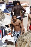 Ibiza 15 juli 2010
Gregory v d Wiel met vriendin en Angela v Hulten met vriendinnen op vakantie .
Peter Smulders bv