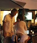 Ibiza 14 juli 2010
Jeroen Pauw met zijn nieuwe vriendin en kinderen op ibiza.
Peter Smulders bv