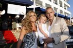 Ibiza 13 en 14 juli 2010
Johnny Heitinga en Charlotte Sophie trouwen op ibiza. Ze vliegen met een prive vliegtuig na de huldiging naar ibiza. Met dochtertje Jezebel
Peter Smulders bv