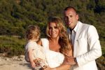 Ibiza 15 juli 2010
Trouwen Johhny en Charlotte Sophie Heitinga . Dochter Jezebel was er ook bij.
Peter Smulders bv