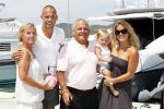 Ibiza 29 juli 2010
Johnny Charlotte Sophi en Jezebel Heitinga op huwelijksreis op ibiza. John heeft boot/jacht gehuurd en gaat met zijn schoonvader Pierre Zenden en zijn schhonmoeder varen.
Peter Smulders bv