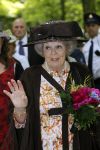 Den Haag 17 juni 2010
Koningin Beatrix opent beelden tentoonstelling op de lange voorhout.
Peter Smulders bv