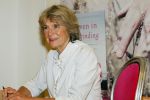 Den Haag 17 juni 2010
Prinses Irene signeert haar nieuwe boek bij boekhandel Paagman in Den Haag.
Peter Smulders bv