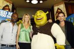 Amsterdam 27 juni 2010
Premiere Shrek 3 in Tuschinski. Ramon Beuk Susan Smit en Jeroen Nieuwenhuize
Peter Smulders bv