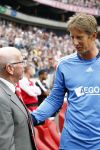 Amsterdam 3 augustus 2011
Afscheidswedstrijd Edwin v d Sar in Arena . Edwin en Sir Jacky Charlton
Peter Smulders bv