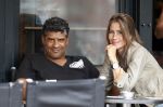 Amsterdam 3 augustus 2011
Frank Rijkaard met zijn vrouw op terras.
Peter Smulders bv