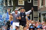 Amsterdam, 6 Augustus 2011
Gay Pride 2011
Gerard Joling met Gordon, Patty Brard en Antoinne
Foto Peter Smulders BV