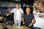 Amsterdam 7 juli 2011
Najib Amhali en Glenn Helder bij feest in players.
Peter Smulders bv