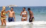 Ibiza 10 augustus 2011
Estelle en Joelle Gullit op vakantie op ibiza. Ruud en Maxim zijn samen naar Zuid Afrika voor een voetbaltournooi.
Peter Smulders bv