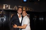 Amsterdam 7 juli 2011
Najib Amhali met eigenaar bij feest in players.
Peter Smulders bv