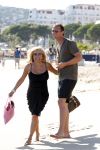 Cannes 14 juli 2011
Patricia Paay en Nicky v Dam op het strand van Cannes.
Peter Smulders bv