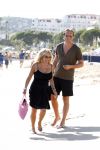 Cannes 14 juli 2011
Patricia Paay en Nicky v Dam op het strand van Cannes.
Peter Smulders bv