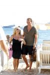 Cannes 14 juli 2011
Patricia Paay en Nicky v Dam op het strand van Cannes.
Peter Smulders bv