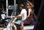Amsterdam 1 augustus 2011
Tatum dagelet en haar vriend Daniel de Ridder op vespa scooter.
Peter Smulders bv