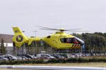 Rotterdam 15 augustus 2011
Presentatie nieuwe rtl programma Zie ze vliegen met oa Carlo Boszhard Gordon en Irene Moors op vliegveld Rotterdam Den Haag. Trauma Helicopter
Peter Smulders bv