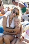 Ibiza 10 augustus 2011
Vivian Reijs met dochter Day en vriend Matias bij coco beach op ibiza.
Peter Smulders bv