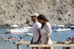 ibiza 12 augustus 2011
Wesley Sneijder en zijn vrouw Yolanthe Sneijder Cabau v Kasbergen zijn een paar dagen op vakantie op ibiza en zitten egzellig bij de populaire strandtent Blue Marlin.
Peter Smulders bv