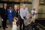 Schiphol 20 juli 2012
Andre Kuipers wordt op schiphol opgehaald door zijn vrouw en kinderen na zijn ruimtereis.
Peter Smulders bv