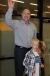 Schiphol 20 juli 2012
Andre Kuipers wordt op schiphol opgehaald door zijn vrouw en kinderen na zijn ruimtereis.
Peter Smulders bv