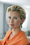 Nigtevecht 23 juni 2012
Anouk Smulders met cartier sieraden.
Peter Smulders bv