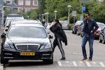 Amsterdam 22 juni 2012
Badr Hari en Joelle Gullit vertrekken bij het huis van Estelle.
Peter Smulders bv