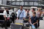 Schiphol 28 juni 2012
Badr Hari Estelle Cruijff Joelle en Maxim Gullit arriveren op schiphol na vakantie op Sardinie.
Peter Smulders bv