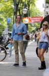 Amsterdam 28 juli 2012
Chantal janzen met vriend Marco op de cornelis schuytstraat.
Peter Smulders bv