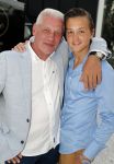 St Tropez 3 augustus 2012
Jan des Bouvrie viert zijn 70e verjaardag thuis bij hem in St Tropez. Charlie Jansen met Didier en Natasja Froger
Peter Smulders bv