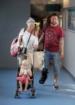 ibiza 1 augustus 2012
Dennis Weening met gebroken enkel en vrouw en dochter op het vliegveld van ibiza.
Peter Smulders bv