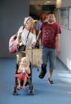 ibiza 1 augustus 2012
Dennis Weening met gebroken enkel en vrouw en dochter op het vliegveld van ibiza.
Peter Smulders bv