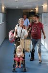 ibiza 1 augustus 2012
Dennis Weening met gebroken enkel en vrouw en dochter op het vliegveld van ibiza.
Peter Smulders bv