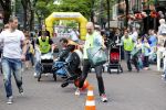 Amsterdam 17 juni 2012
Kinderwagen race op de cornelis schuytstraat door easywalker.
Peter Smulders bv