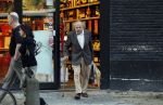 Amsterdam 6 augustus 2012
Eli Asser doet boodschappen.
Peter Smulders bv