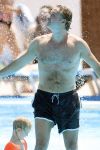 Ibiza 30 juli 2012
Wendy v Dijk met Erland Galjaard Lizzy Sem Mik en haar moeder in het aquapark op ibiza.
Peter Smulders bv