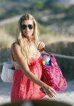 ibiza 29 juli 2012
Estelle Cruijff bij coco beach op het strand.
Peter Smulders bv