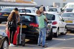Schiphol 23 juli 2012
Fajah Lourens met zoon en dochter op schiphol. Ze wordt afgezet door een hele goede vriend.
Peter Smulders bv