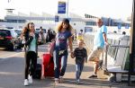 Schiphol 23 juli 2012
Fajah Lourens met zoon en dochter op schiphol. Ze wordt afgezet door een hele goede vriend.
Peter Smulders bv