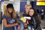 Schiphol 23 juli 2012
Fajah Lourens met zoon en dochter op schiphol. Ze wordt afgezet door een hele goede vriend.
Peter Smulders bv
