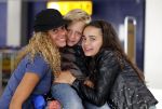 Schiphol 23 juli 2012
Fajah Lourens met zoon en dochter op schiphol. Ze wordt afgezet door een hele goede vriend.
Peter Smulders bv