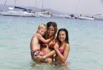 ibiza 29 juli 2012
Fajah Lourens met haar 2 kinderen op vakantie op ibiza.
Peter Smulders bv