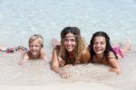 ibiza 29 juli 2012
Fajah Lourens met haar 2 kinderen op vakantie op ibiza.
Peter Smulders bv